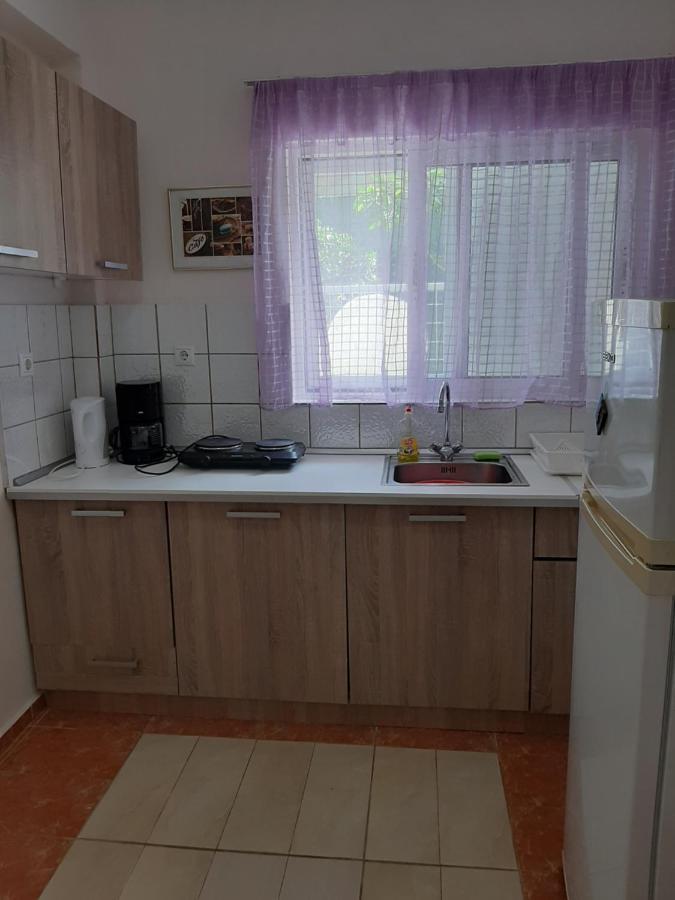 Cozy Flat In Nea Makri Apartment Екстериор снимка