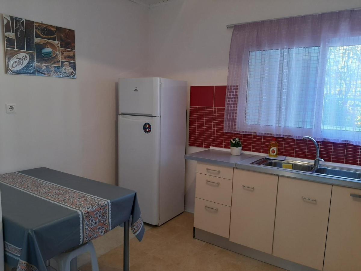 Cozy Flat In Nea Makri Apartment Екстериор снимка