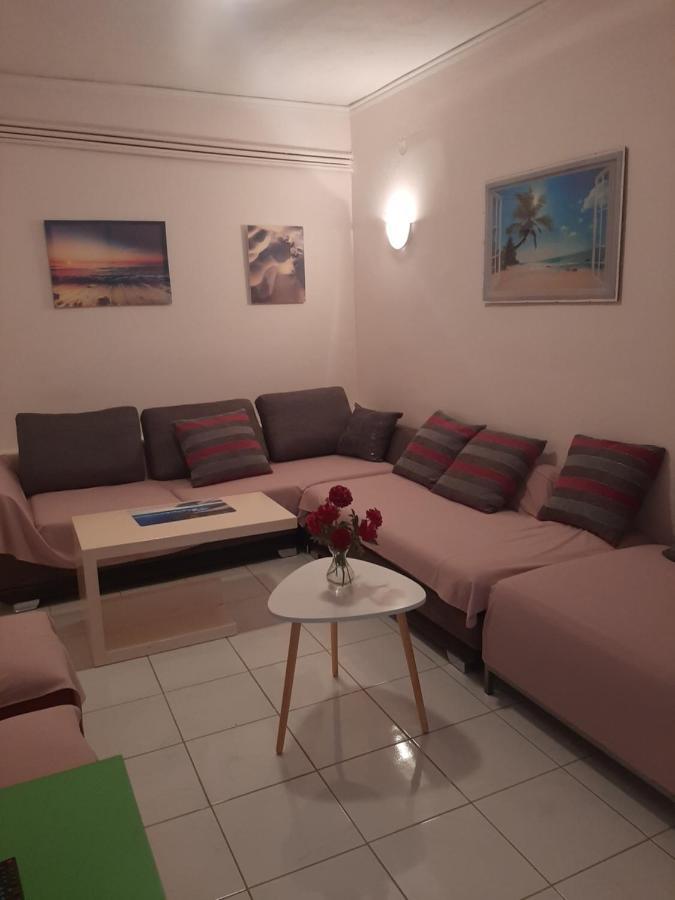 Cozy Flat In Nea Makri Apartment Екстериор снимка