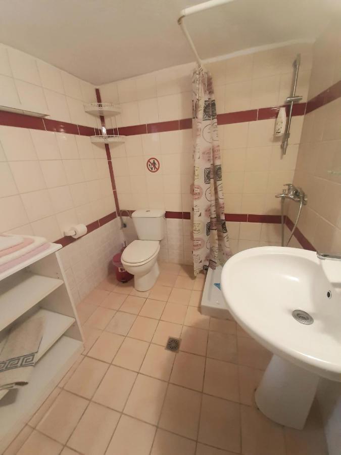 Cozy Flat In Nea Makri Apartment Екстериор снимка
