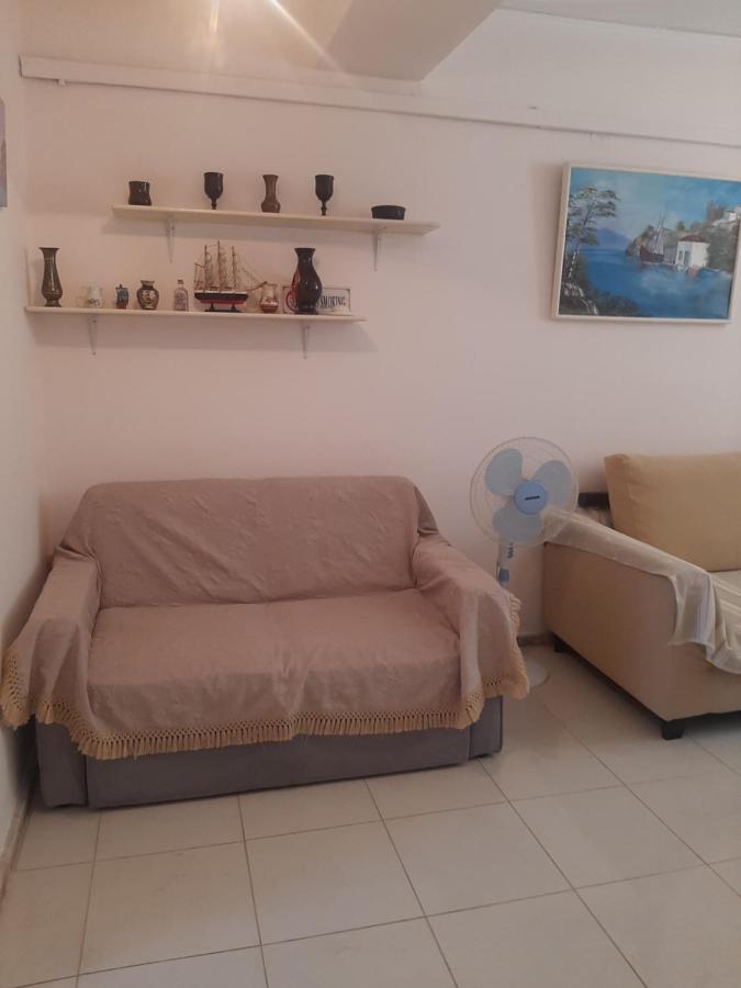 Cozy Flat In Nea Makri Apartment Екстериор снимка